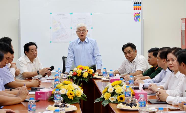 Bí thư Tỉnh ủy Nguyễn Văn Lợi phát biểu tại buổi làm việc.